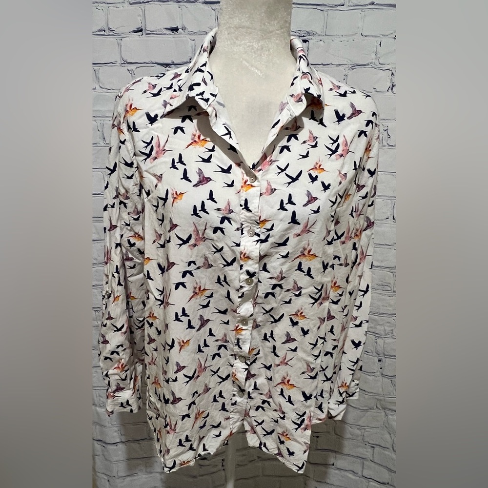 Jane and Delancey Large Bird Print White Hi-Low Roll Tab Sleeve Button Top XL